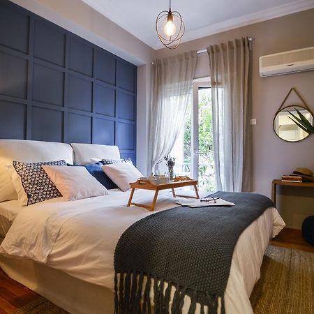Your "Home Away From Home" In Acropolis Athén Kültér fotó